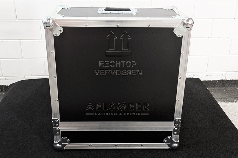 Flightcase Lattiz melkschuim machine, gegraveerd logo en pictogram, Orange Cases